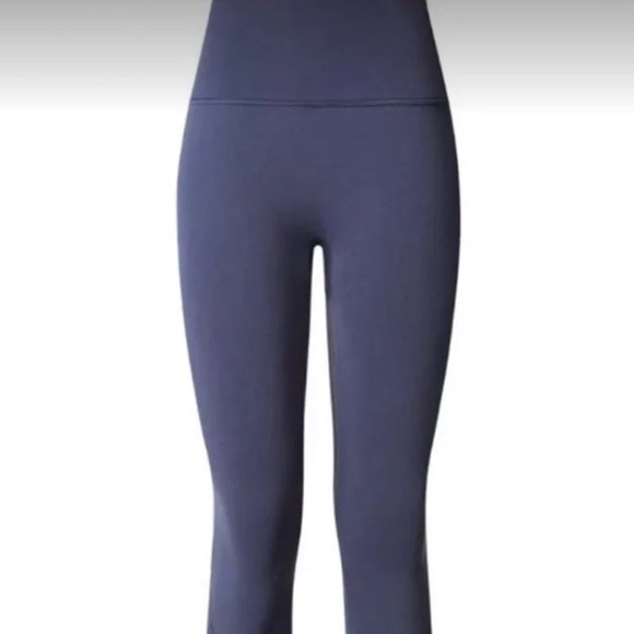 Lululemon Enlighten Tights - Picture 2 of 6